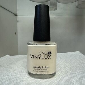 CND Vinylux Longwear Nail Polish #142 Romantique